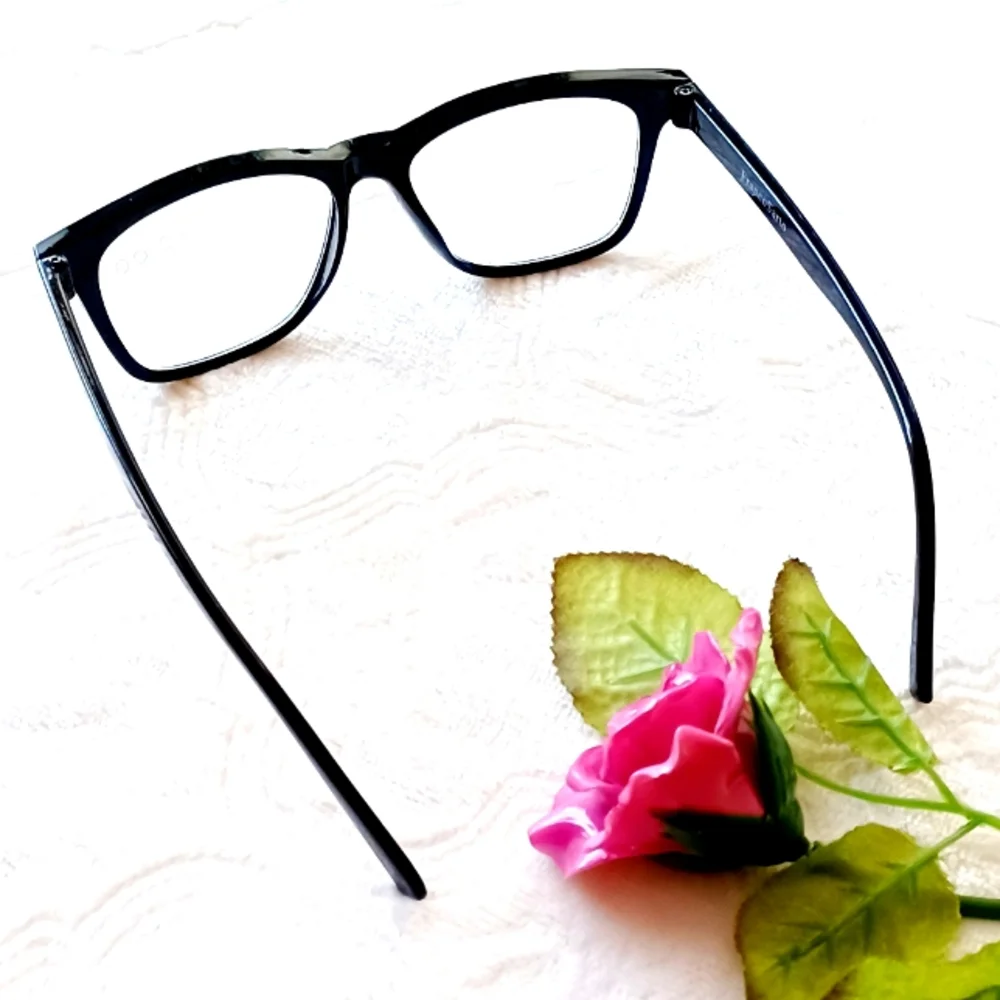 NWOT Franco Sarto Designer Reading Glasses Basic Black Unisex +2.00